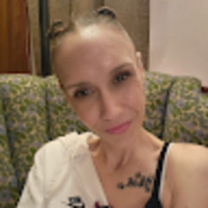 Meet your Posher, Jeanne